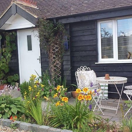 Stable Oak Cottages 梅德斯通 外观 照片