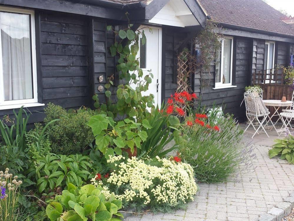Stable Oak Cottages 梅德斯通 外观 照片